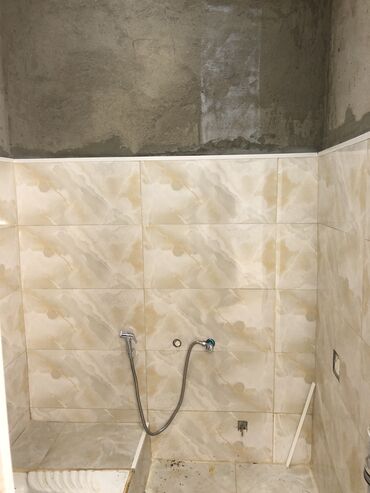 Anbar və emalatxanalar: Obyekt satilir idman zali kimi fealiyyet gosterib.her bir seraiti — 5