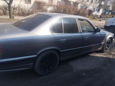 BMW: BMW 5 series: 1991 г., 2 л, Механика, Бензин, Седан