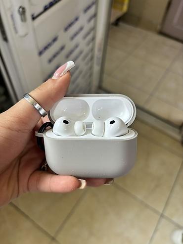 Audio: Qulaqlıq Apple AirPods Pro 3 Yenidir, Qutusu, bütün razmerdə rezinləri — 2