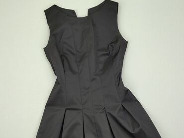 czarna rozkloszowana sukienki: Sukienka, S, stan - Bardzo dobry