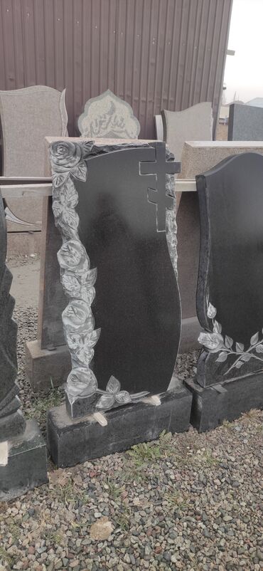 Ритуальные услуги: Изготовление памятников, Изготовление оградок | Гранит, Габбро | Установка — 21