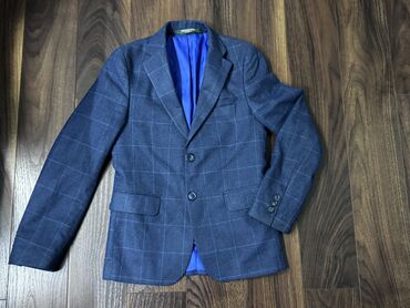 пиджаки мужские: Турецкий пиджак на мальчика рост 146/152 Одевали только один раз. В
