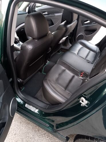 Chevrolet: Chevrolet Cruze: 1.4 l | 2014 il 199000 km Sedan — 13