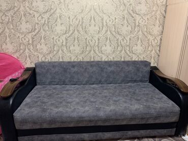 Диваны: Продаю диван раскладной