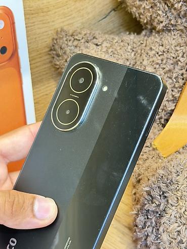 google pixel 7a купить: Смартфон POCO (черный) - Стильный корпус с глянцевой и матовой — 2