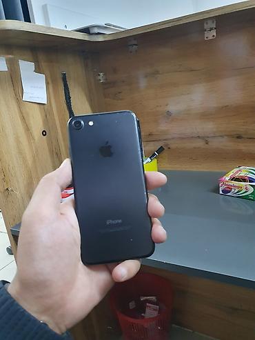 Apple iPhone: IPhone 7, Б/у, 128 ГБ, Черный, Защитное стекло, Чехол, 100 % — 2