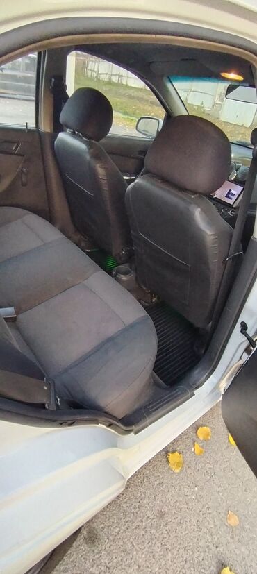 Chevrolet: Chevrolet Aveo: 1.2 l | 2011 il 420000 km Sedan — 11