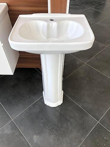 çanaqlar: Tulpan. Tülpan. Canaq(moyka). Rakvina. Umivalnik. Çanaq. Moyka. Hamam — 6