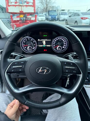 Hyundai: Hyundai Grandeur: 2021 г., Газ — 12