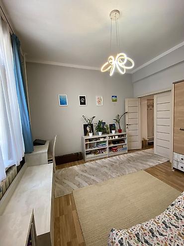 продаю квартиру аламидин 1: 2 комнаты, 50 м², Сталинка, 2 этаж, Косметический ремонт — 1
