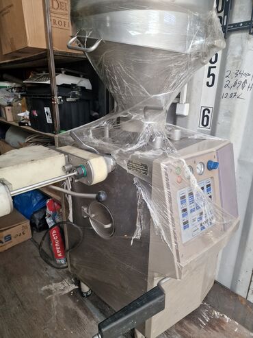 производств в Кыргызстан | Другое оборудование для производства: Продаю Колбасный вакуумный шприц VF50 в хорошем рабочем состоянии есть