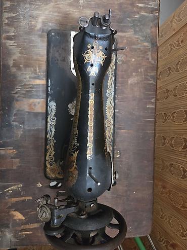 İncəsənət və kolleksiyalar: Singer. tikis masini yaxsi islek veziyetdesiKlassik pedal tipli tikiş — 9