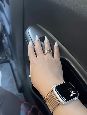Срочно продаю Apple Watches 9, 41 mm, аккумулятор 99% всё родное