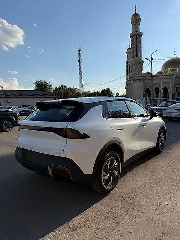 byd e1: Changan Qiyuan Q05: 2026 г., 0.1 л, Автомат, Электромобиль, Внедорожник — 3