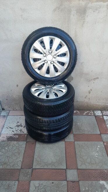 Disk təkərlər: İşlənmiş Disk təkər Hyundai 185 / 65 / R 15, 5 Boltlu