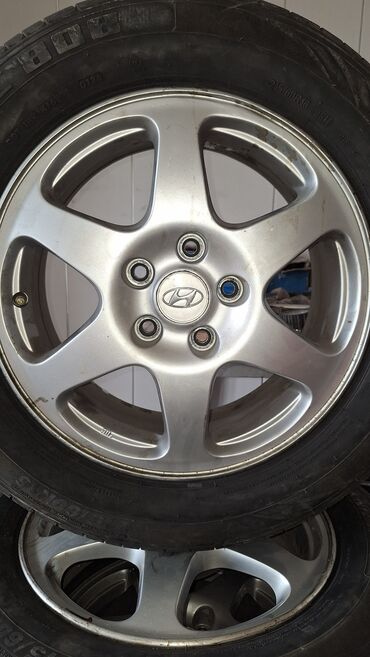 Opel: İşlənmiş Disk təkər Hyundai 215 / 60 / R 16, 4 Boltlu