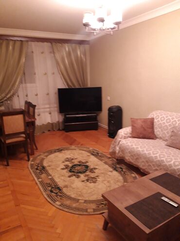 тумбочки в прихожую: Баку, 8-ой километр, 3 комнаты, 75 м², Кухонная мебель