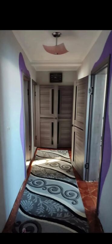 Долгосрочная аренда домов: 60 м², 3 комнаты, Парковка, Забор, огорожен