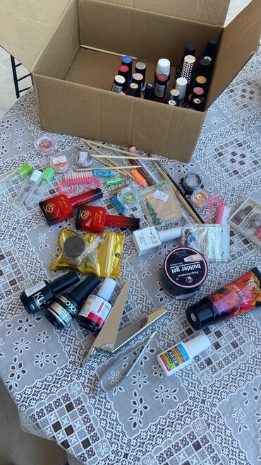 Kosmetika dəstləri: Kosmetik dəst, >10 məhsul — 2