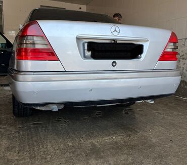 çeşqa maşını: Mercedes çeşka arxa bufer cızıqsız