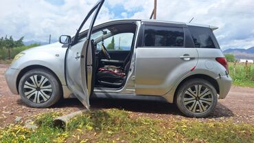 купить запчасти на опель вектра б: Toyota ist: 2002 г., 1.5 л, Автомат, Бензин, Хэтчбэк