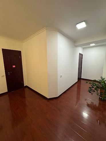 Продажа квартир: 5 и более комнат, 249 м² — 22