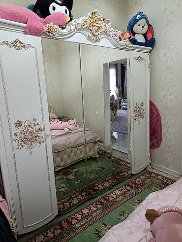 будуар: Туалетный столик с зеркалом + шкаф-купе в классическом стиле - Цвет — 3