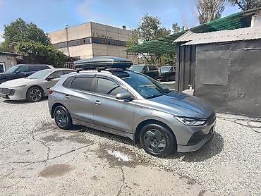 BYD: BYD E2: 2024 г., Электромобиль, Хэтчбэк — 5