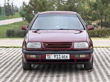 Volkswagen: Volkswagen Vento: 1996 г., 1.8 л, Механика, Бензин, Седан — 1