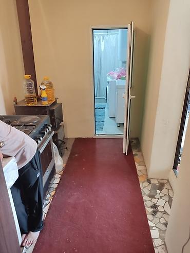 Продажа коттеджей и домов: 📍 В Сокулукском районе в с. Маловодное продаётся дом . 🏡Просторный — 12