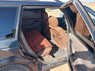 Volkswagen: Volkswagen Passat: 1991 г., 1.8 л, Механика, Бензин, Универсал — 8