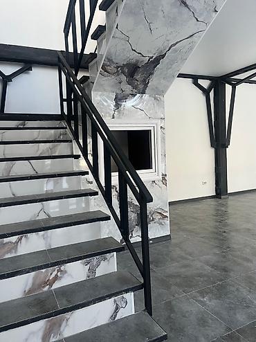 Аренда магазинов: Магазин, Отдельностоящий магазин, 210 м² Не действующий, Без оборудования, С ремонтом, Электричество, Отопление, Вода, 1 линия — 7