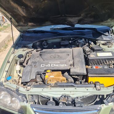 Toyota: Toyota Avensis: 2000 г., 2 л, Механика, Дизель, Хэтчбэк — 10