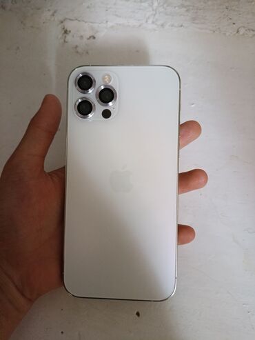 телефон сатылат: IPhone 12 Pro, Күмүш
