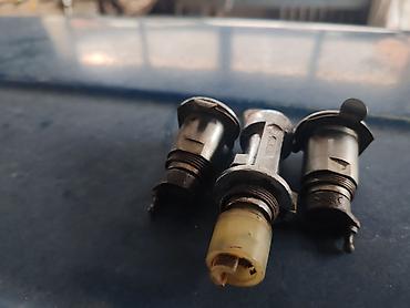 Auto delovi: Brave vrata i brava gepeka Lada 2107 Riva,2105 br.1. Očuvane, skinute — 8