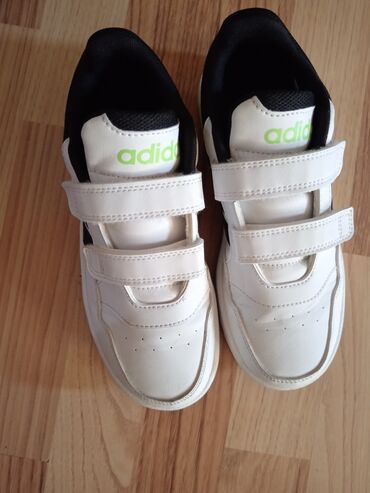 bez martinke: Adidas, Size - 35