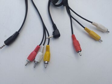 zvucnik i knjiga: Audio kabl, činč x 3 (RCA) na 3.5mm stereo AUX Audio Video 3.5mm AV