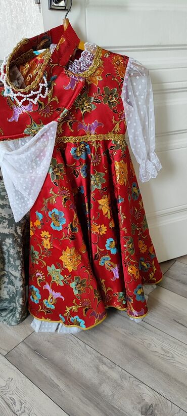 гуанчжоу товары: Продам платье тематика: "русский -народный" "кадриль" размер от 7 до