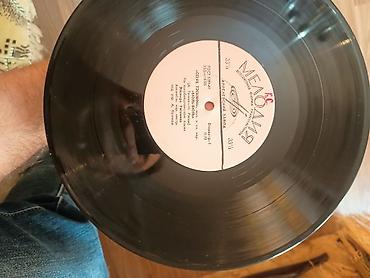 Виниловые пластинки: Vinil plastinka –yaxsi veziyyetdedir. “Melodiya” firmasının — 1