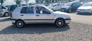 Volkswagen: Volkswagen Golf: 1992 г., 1.8 л, Механика, Бензин, Хэтчбэк