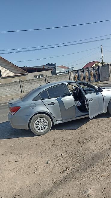nexia r3: Chevrolet Cruze: 2011 г., 1.4 л, Механика, Седан — 2