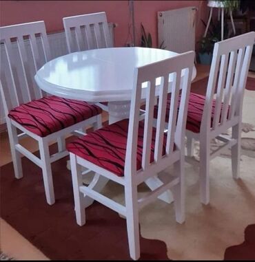 stolice sive: Sets of table and chairs