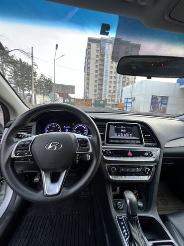 Hyundai: Hyundai Sonata: 2021 г., 2 л, Автомат, Газ, Седан — 7