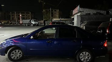 ключ форд: Ford Focus: 2002 г., 2 л, Автомат, Бензин, Седан — 4