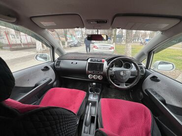 Honda: Honda Fit: 2003 г., 1.3 л, Бензин, Хэтчбэк — 9