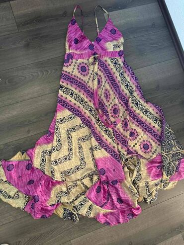 haljine sa ruskom kragnom: One size, color - Purple, With the straps