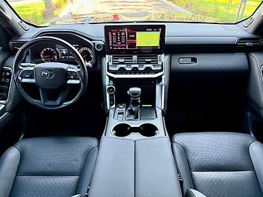 300 000: Toyota Land Cruiser: 2022 г., 3.5 л, Автомат, Бензин, Внедорожник — 7