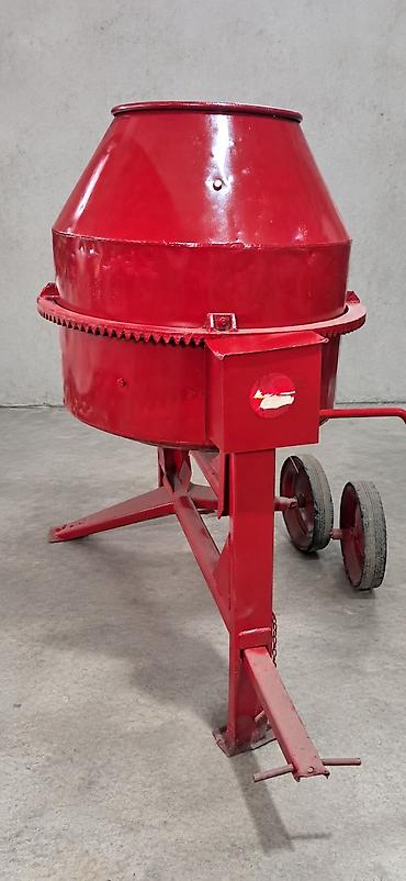 su bakı: Beton qarışdırıcı (mixer) – ağır işlər üçün güclü və praktik həll - — 2