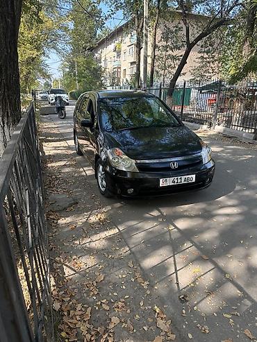 Honda Stream: 2003 г., 0.2 л, Автомат, Бензин, Минивэн at lalafo.kg Honda Stream: 2003 г., 0.2 л, Автомат, Бензин, Минивэн