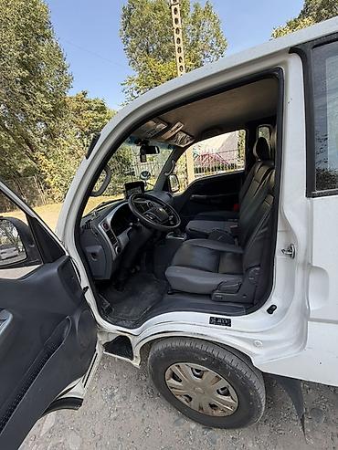100: Легкий грузовик, Kia, Стандарт, 3 т, Б/у — 9